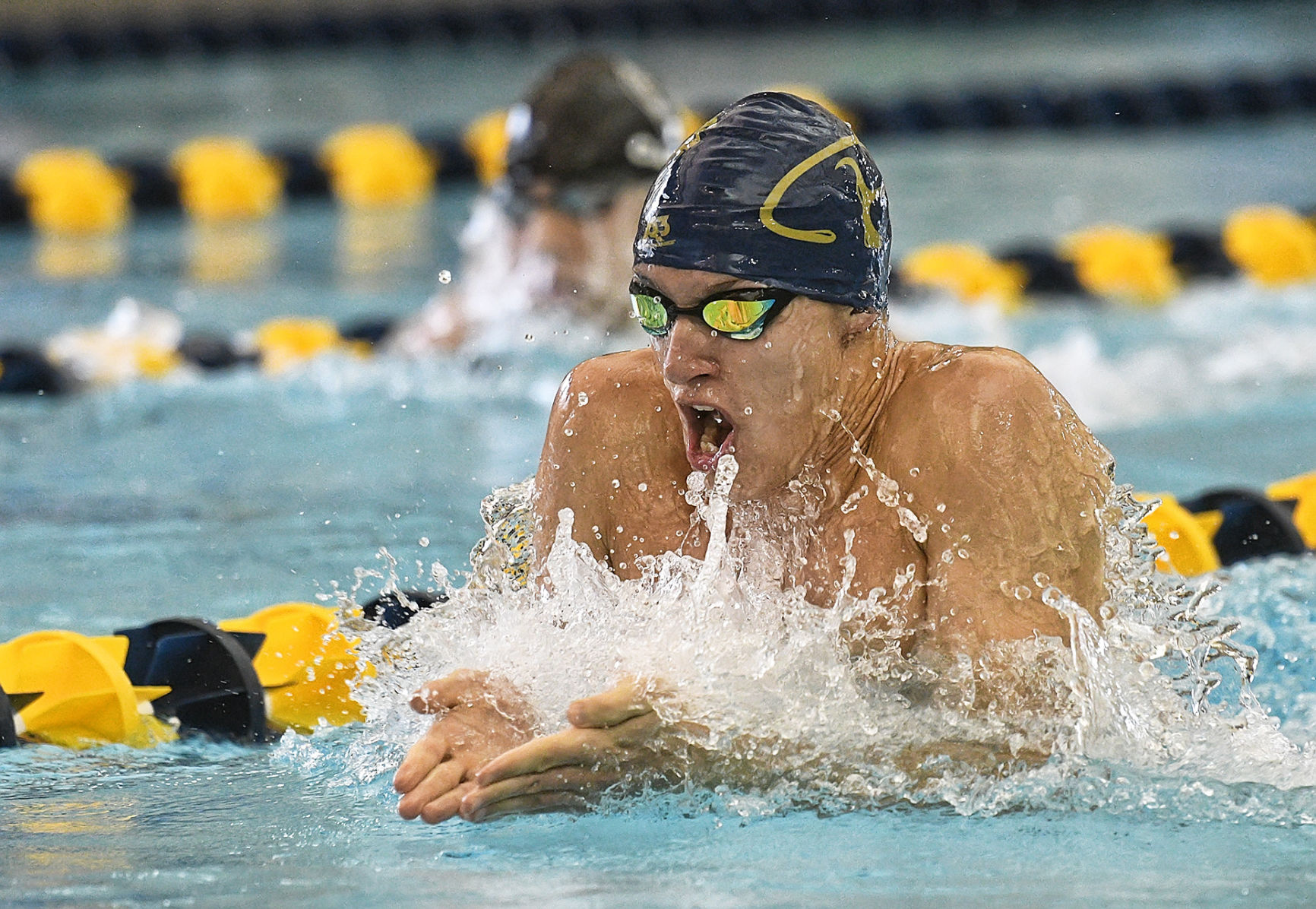 UPB swimming